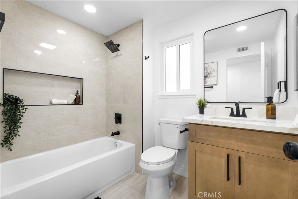 26461 Montecito Lane, Mission Viejo CA 92691 - Photo 13