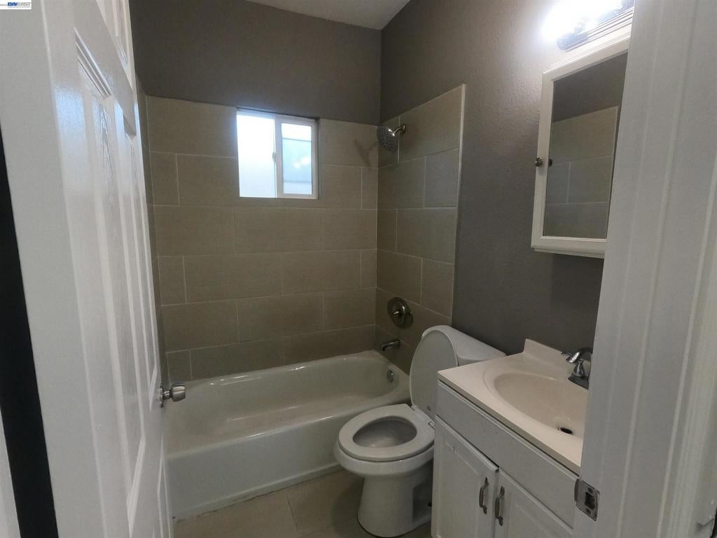 528 S 29th Street
