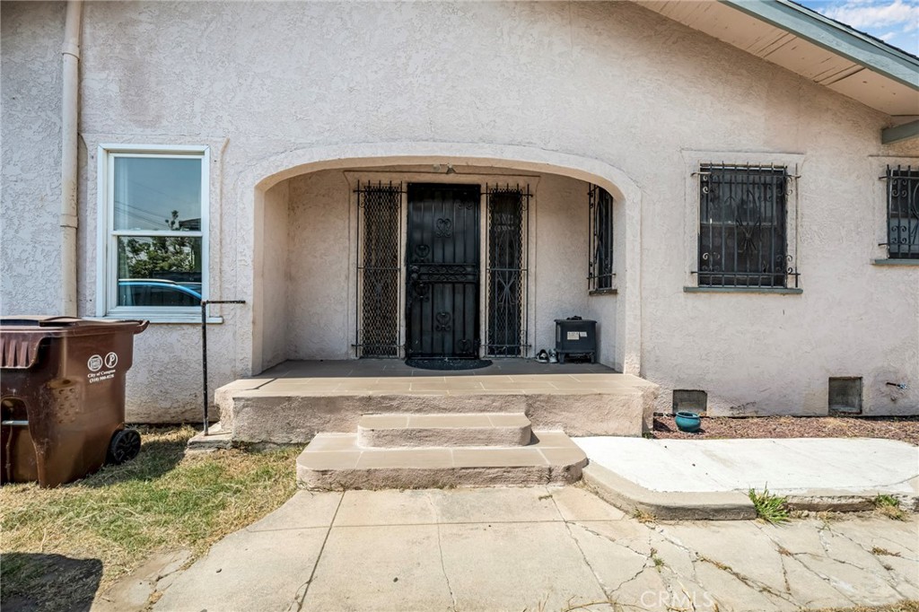 614 N Spring Avenue