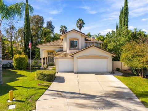 Photo of 45105 Corte Carolina, Temecula, CA 92592 (MLS # SW26232203)