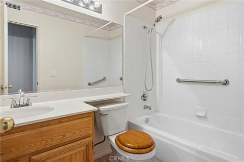 Tiny photo for 45105 Corte Carolina, Temecula, CA 92592 (MLS # SW26232203)