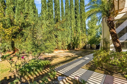 Tiny photo for 45105 Corte Carolina, Temecula, CA 92592 (MLS # SW26232203)