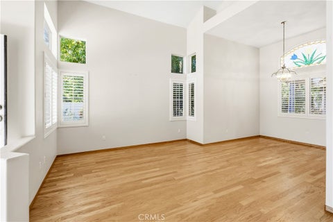 Tiny photo for 45105 Corte Carolina, Temecula, CA 92592 (MLS # SW26232203)
