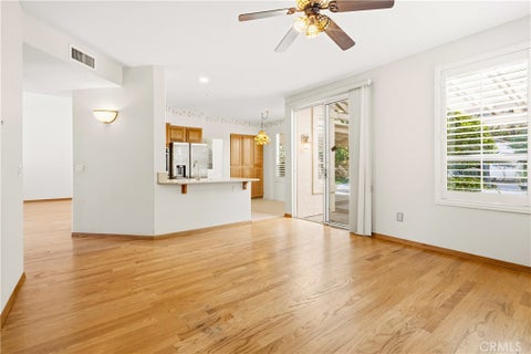 Tiny photo for 45105 Corte Carolina, Temecula, CA 92592 (MLS # SW26232203)