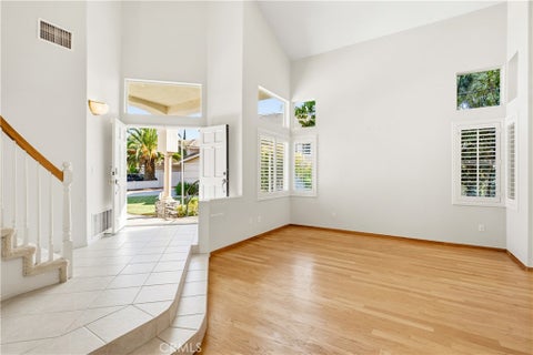 Tiny photo for 45105 Corte Carolina, Temecula, CA 92592 (MLS # SW26232203)