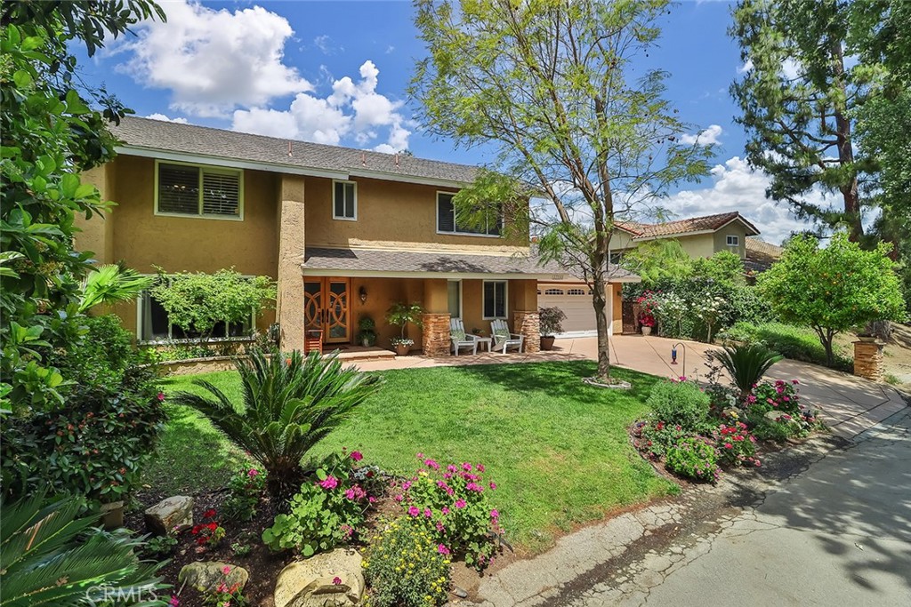 23050 Humming Bird Way