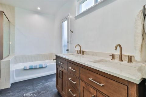 Tiny photo for 23540 Kivik St, Woodland Hills, CA 91367 (MLS # SR26049439)