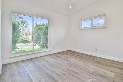 Tiny photo for 23540 Kivik St, Woodland Hills, CA 91367 (MLS # SR26049439)