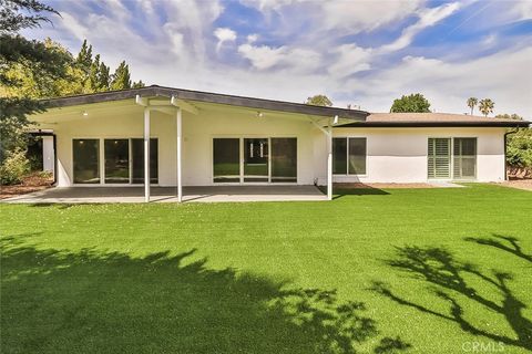 Tiny photo for 23540 Kivik St, Woodland Hills, CA 91367 (MLS # SR26049439)