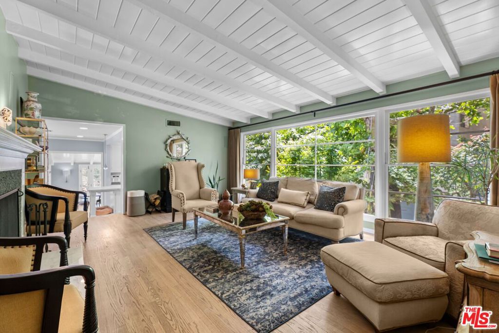 Photo of 3820 Mandeville Canyon Road, Los Angeles, CA 90049 (MLS # 26835419)