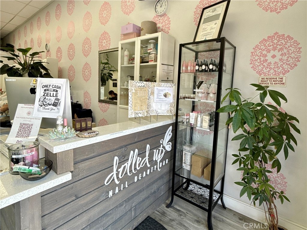 11840 Foothill Boulevard