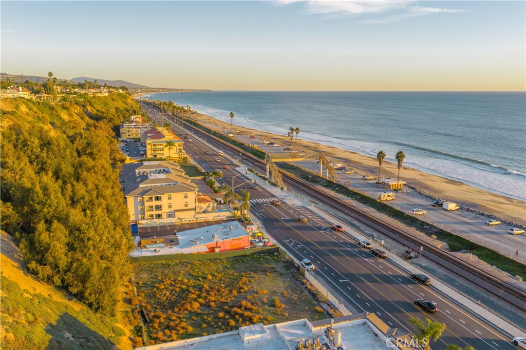 Properties 4 34650 34656 Pacific Coast Highway