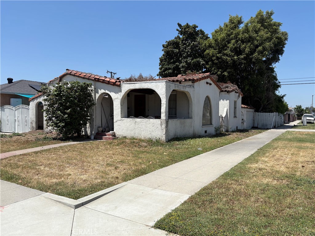 Court Referee has valued the property. Make your highest and best offer today! This 2-bedroom home with separate dining room is full of potential and ready for your vision. Located on a quiet street, the property features a detached 2-car garage and sits on a spacious lot. Currently boarded and awaiting court referee valuation, this is a probate sale Possibly subject to court confirmation. Ask for details before making an offer. Property needs significant repairs — ideal for investors or contractors looking for a project. Don’t miss this chance to bring this diamond in the rough back to life!