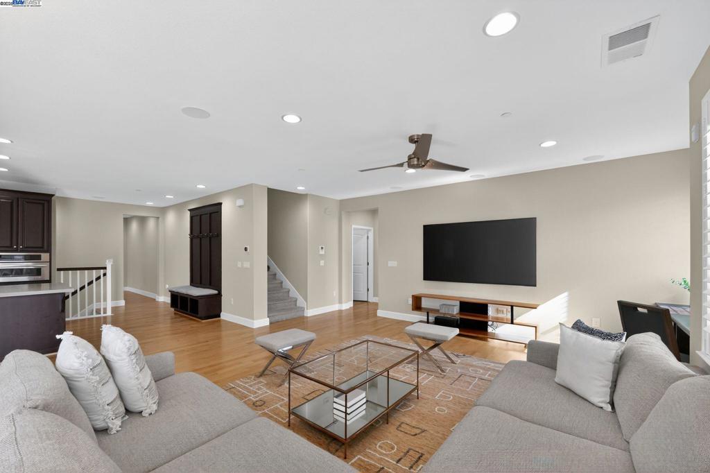 DUBLIN RANCH - Residential