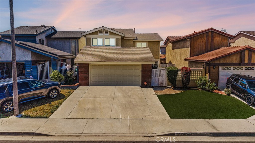 814 E Sandpoint Court