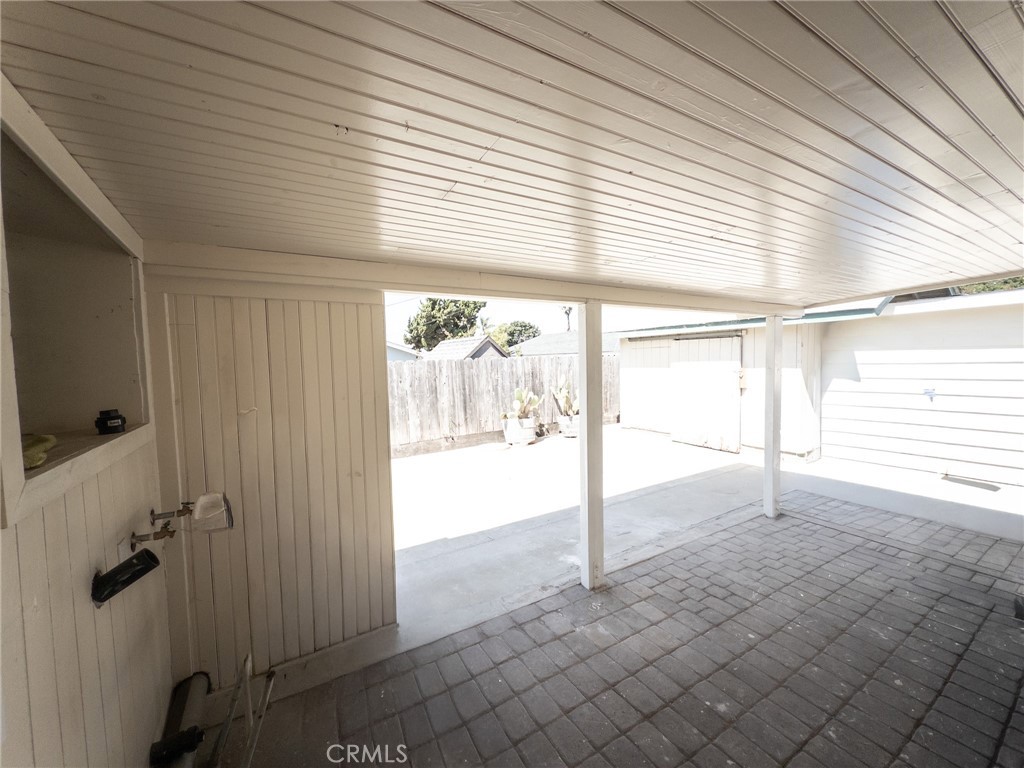 East of 101(500) - Residential
