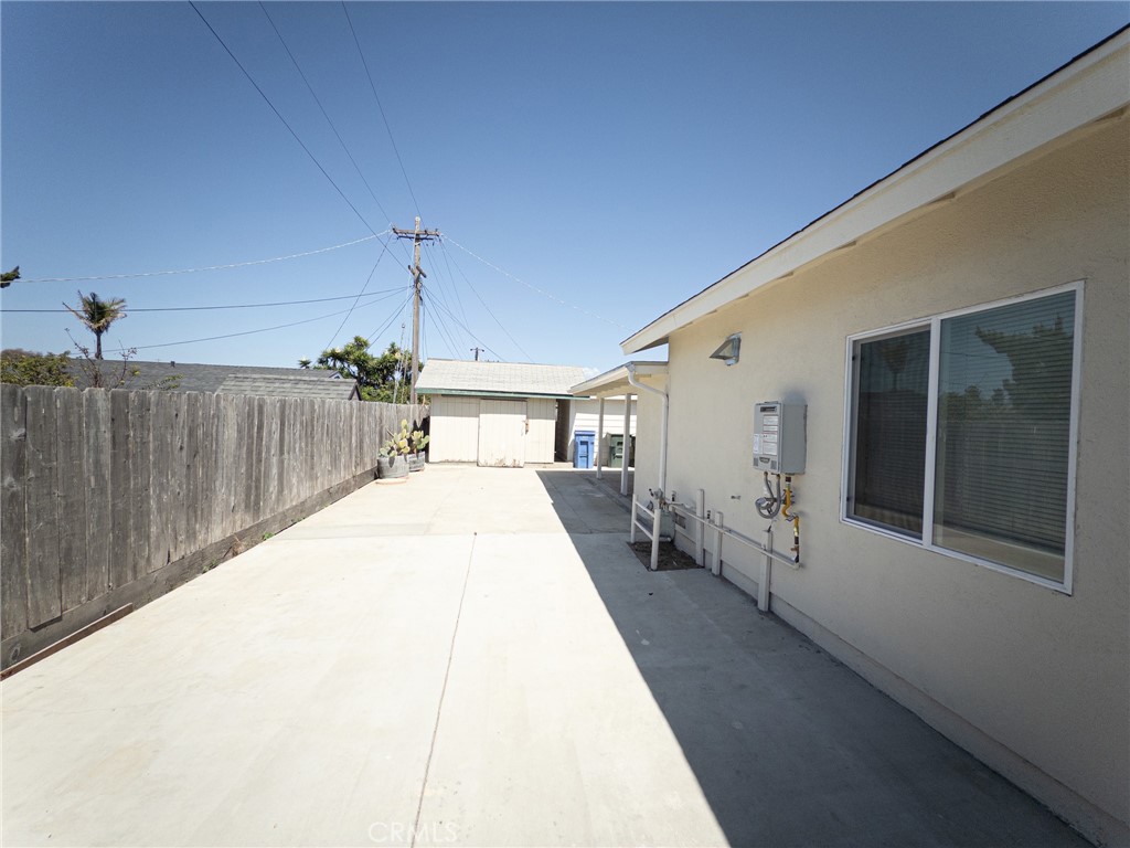 East of 101(500) - Residential