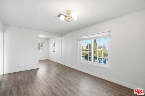 Photo of 11761 Hart Street #6, Los Angeles, CA 91605 (MLS # 26857905)