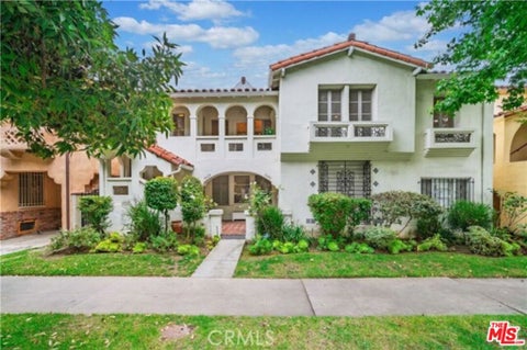Photo of 1026 S Crescent Heights Boulevard, Los Angeles, CA 90035 (MLS # 26990681)