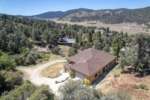 Photo of 1216 Leisure LN, Frazier Park, CA 93225 (MLS # SR26107218)