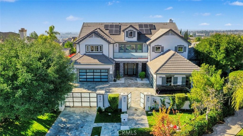 Photo of 3111 Gardenia Ln, Yorba Linda, CA 92886 (MLS # OC25276700)