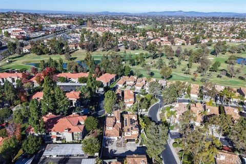 Photo of 1510 Golfcrest Place Pl, Vista, CA 92081 (MLS # SW25275682)