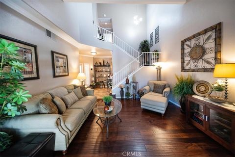 Photo of 1510 Golfcrest Place Pl, Vista, CA 92081 (MLS # SW25275682)