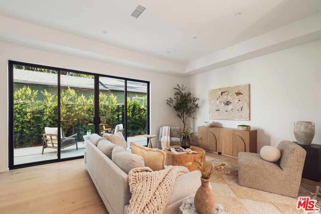 Photo of 4160 Keystone Avenue, Culver City, CA 90232 (MLS # 25611201)