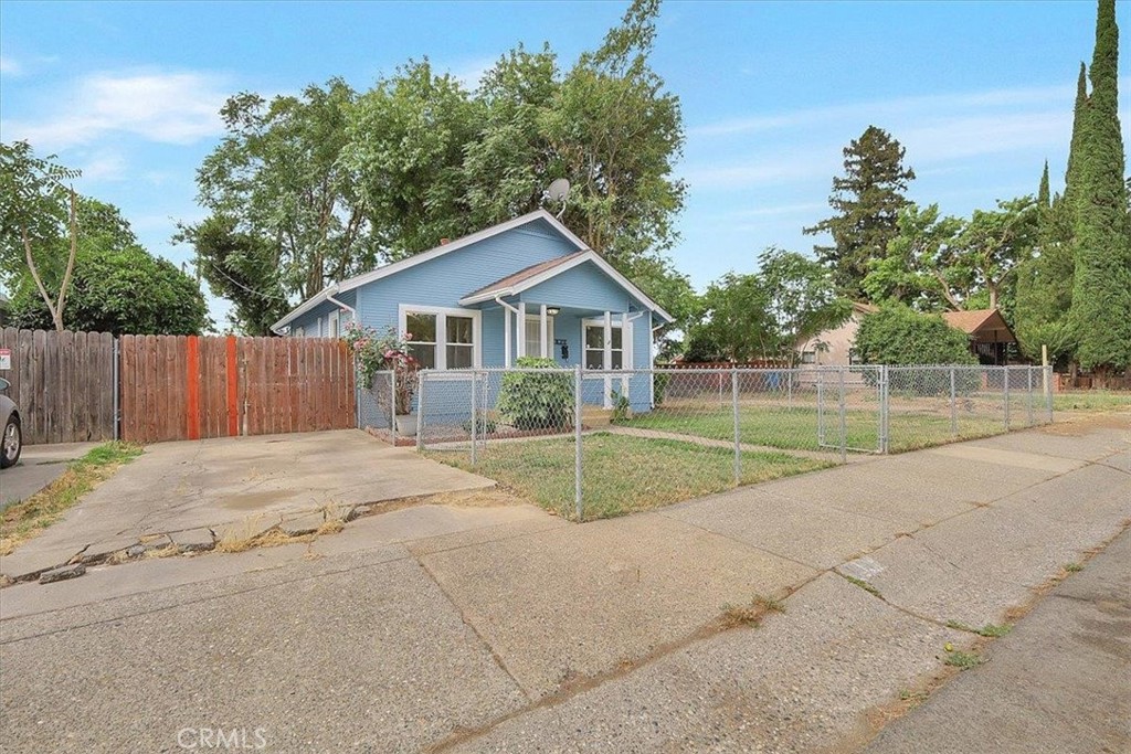 816 Rosalind Avenue