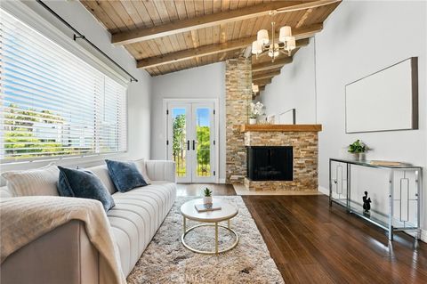 Photo of 3315 Strongs Drive, Los Angeles, CA 90292 (MLS # SB25094563)