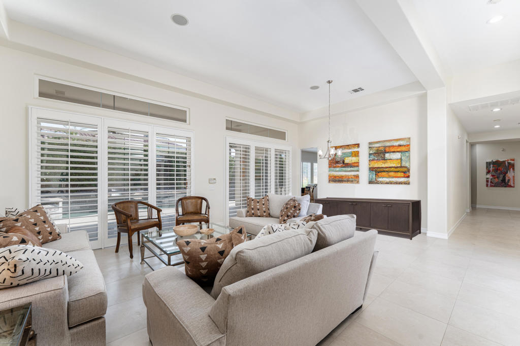 77363 Sky Mesa Lane