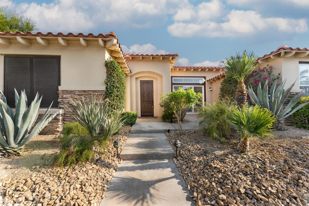 77363 Sky Mesa Lane