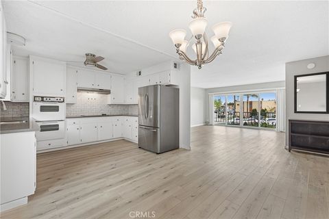 3695 Linden Avenue 11A Long Beach CA 90807