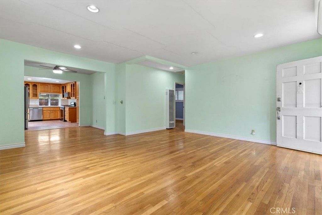 Photo of 5847 Texhoma Ave, Encino, CA 91316 (MLS # SR26006677)