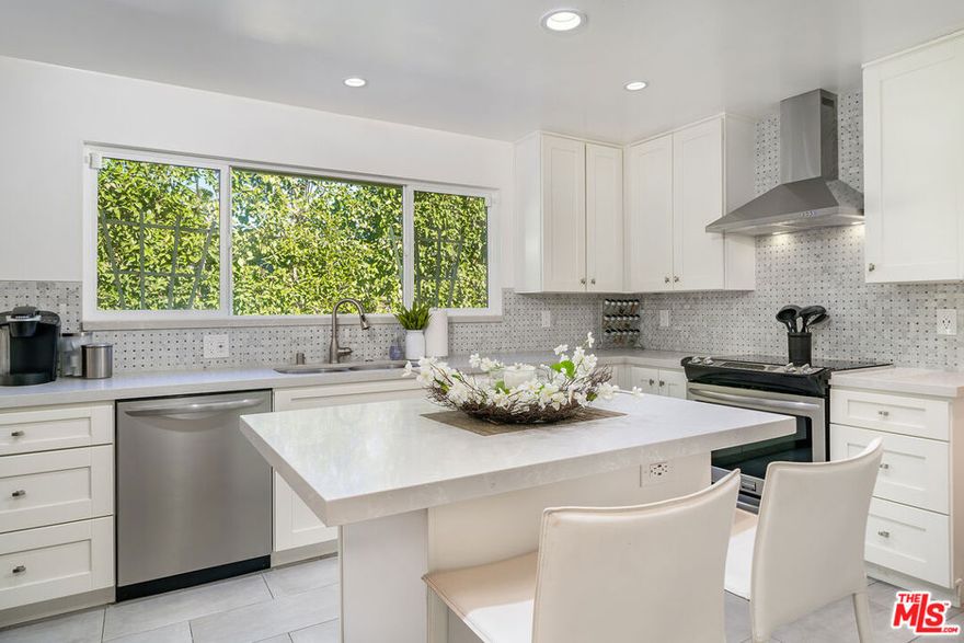 Enjoy staying in this stunning 4 bedroom home with beautiful new furniture. Its located in Sherman Oaks which is located near the best of LA. Also, it is near the mall and Universal Studios is only minutes away. The master bedroom has a beautiful new bedroom set, smart TV, fireplace, desk, and an attached bathroom. The other three bedrooms are also beautifully designed with new furniture. This is a very comfortable family home in a really wonderful neighborhood. I highly recommend this listing. Deposit and fees varies length of stay. 1 month - 12 months.