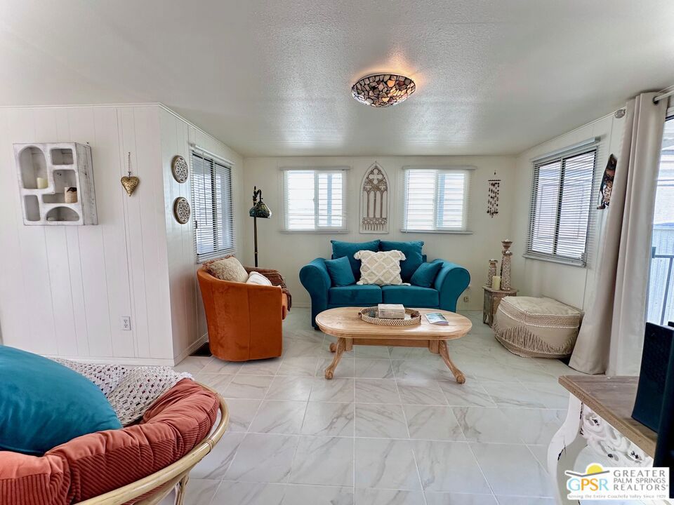 Desert Shadows Rv Re - Residential Lease
