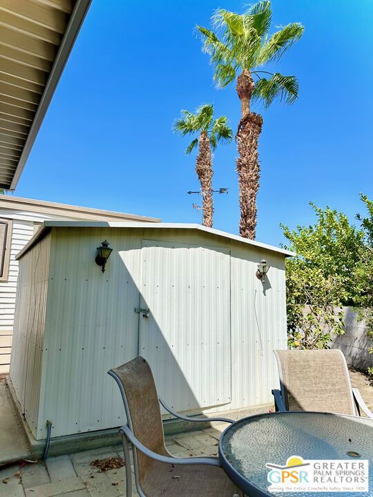Desert Shadows Rv Re - Residential Lease