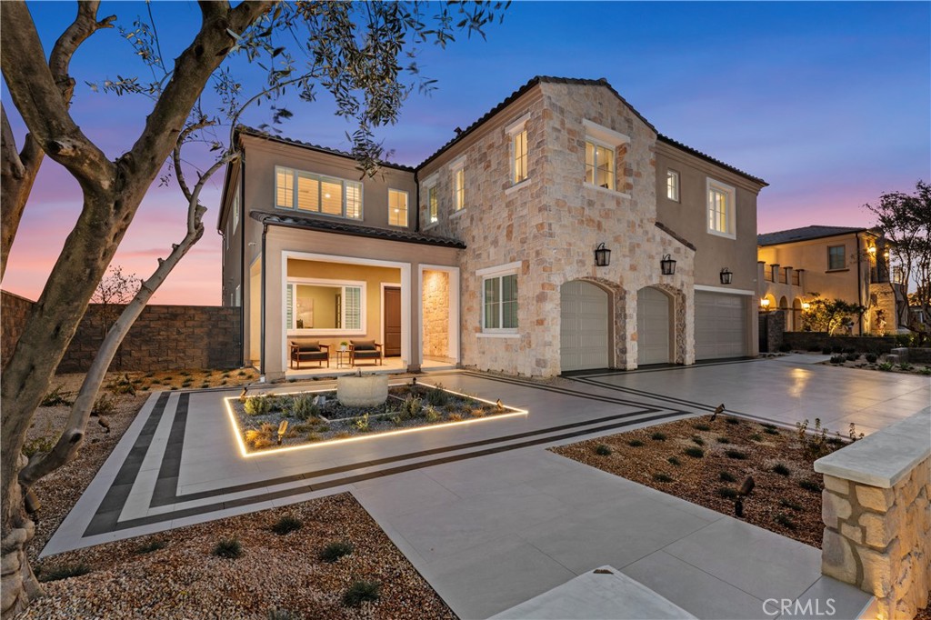 28710 Hidden Trail