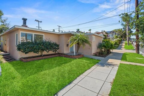 Photo of 1422 6th Street St, Coronado, CA 92118 (MLS # 250042190SD)