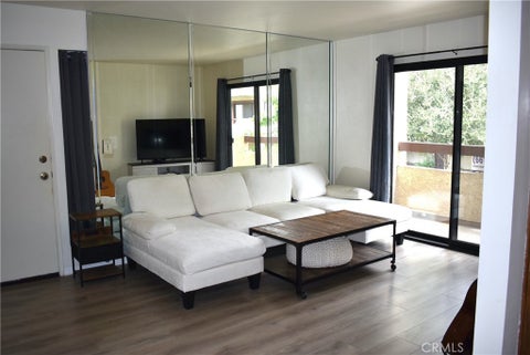 Tiny photo for 18169 Sundowner WAY #907, Canyon Country, CA 91387 (MLS # SR26157952)