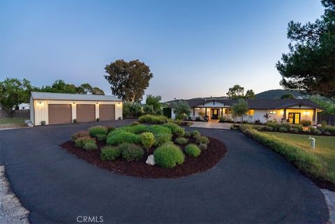 Tiny photo for 1015 Lost Springs Ln, Paso Robles, CA 93446 (MLS # NS26072665)