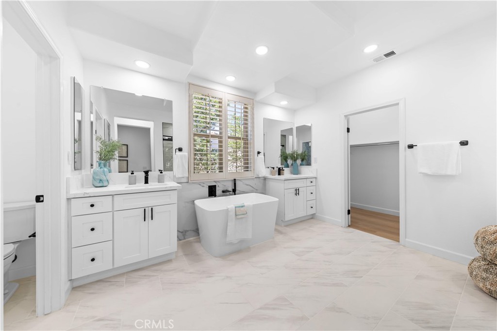San Carlos (SANC) - Residential Lease