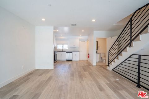 Photo of 608 N Gramercy Place, Los Angeles, CA 90004 (MLS # 26671295)