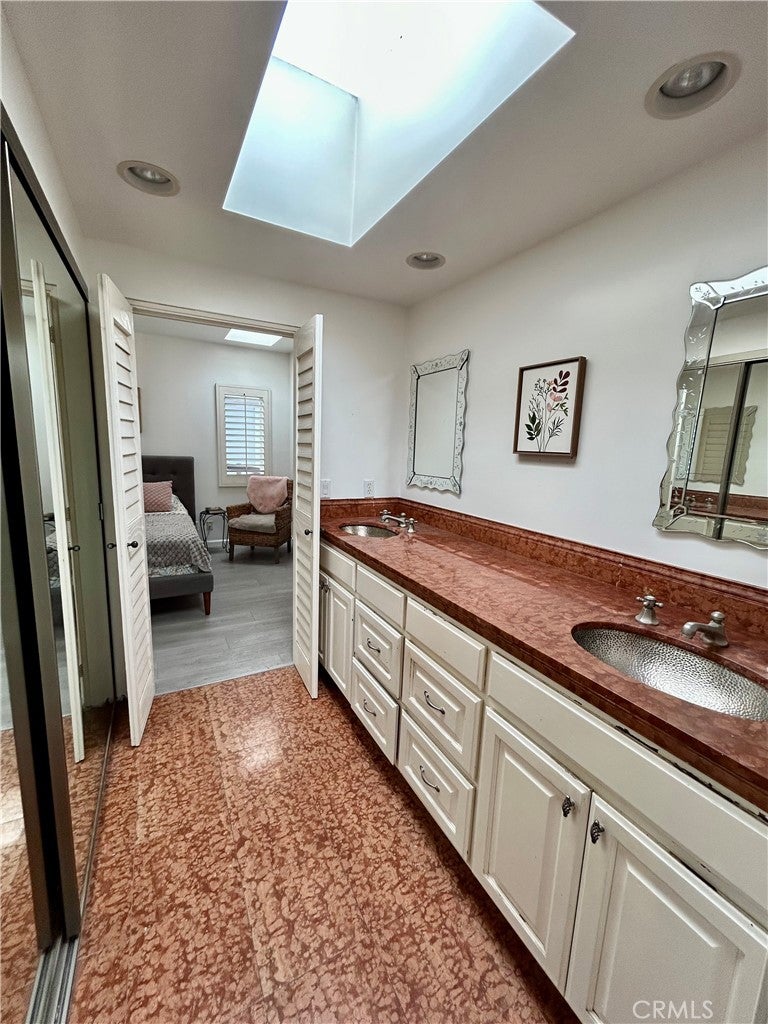 103 Yorktown, Newport Beach CA 92660 - Photo 50