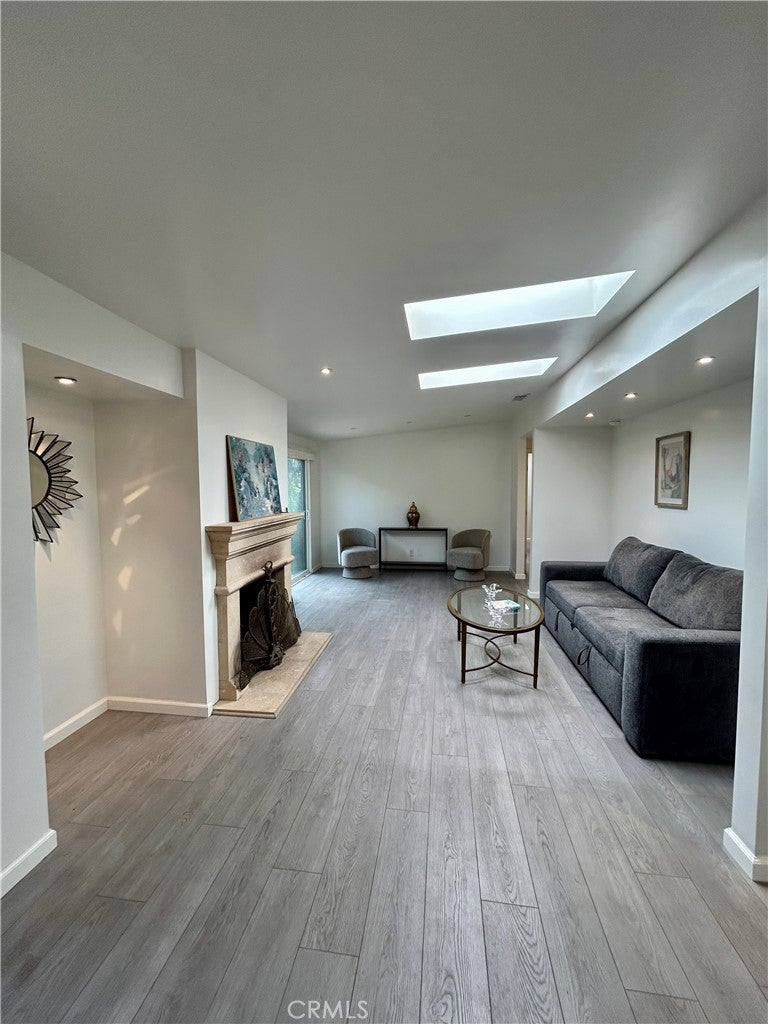 103 Yorktown, Newport Beach CA 92660 - Photo 18
