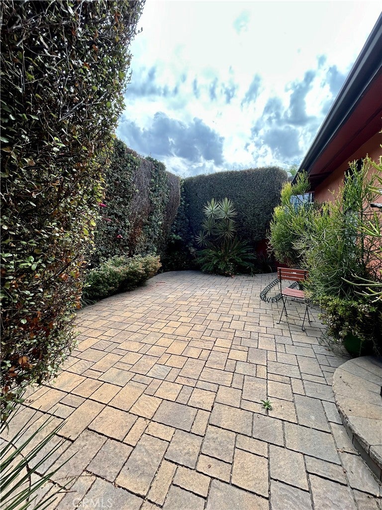 103 Yorktown, Newport Beach CA 92660 - Photo 12