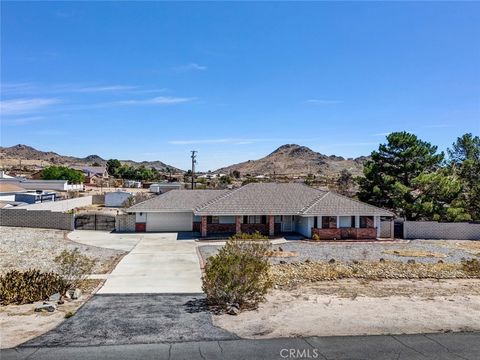 16635 Wintun Road Apple Valley CA 92307