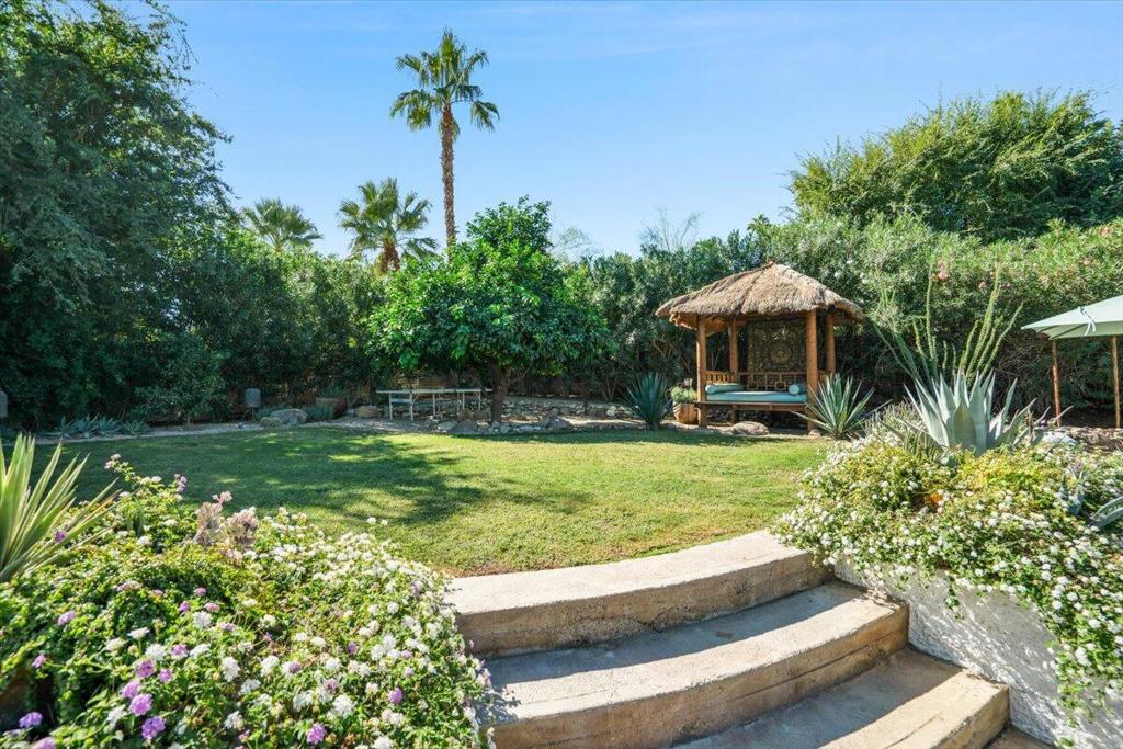 Magnesia Falls Cove - Residential