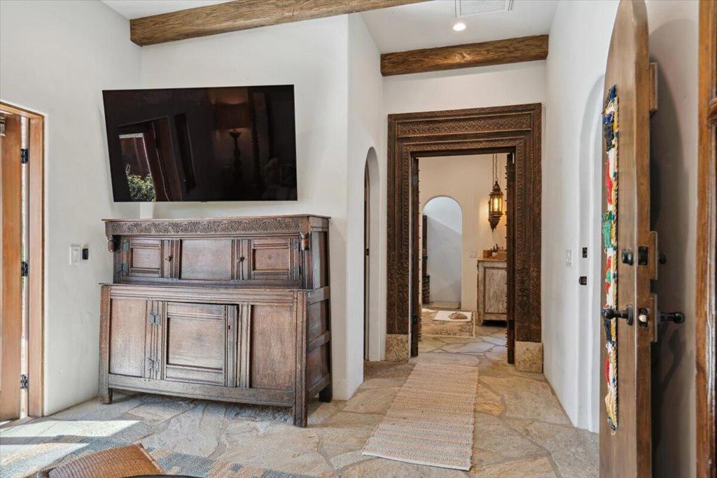 Magnesia Falls Cove - Residential