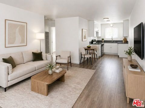 Photo of 5534 Bonner Avenue #7, North Hollywood, CA 91601 (MLS # 26787113)